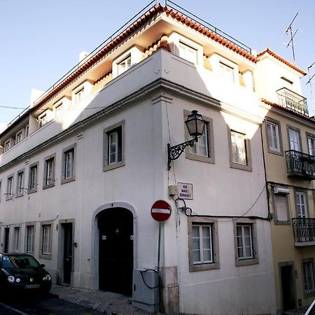 Triplex - Quarto Com W.C. Privado Lisbon Exterior photo