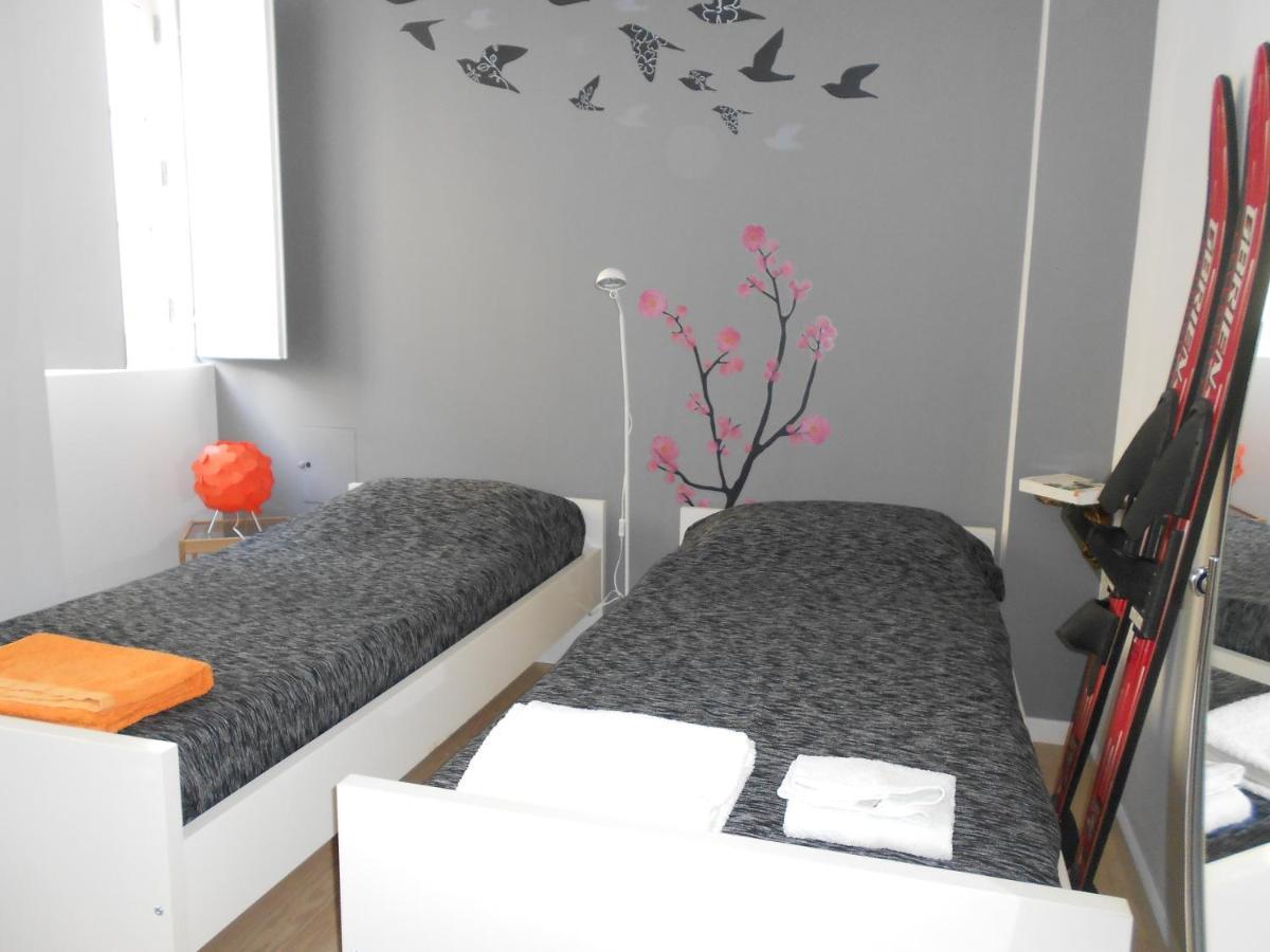 Triplex - Quarto Com W.C. Privado Lisbon Exterior photo