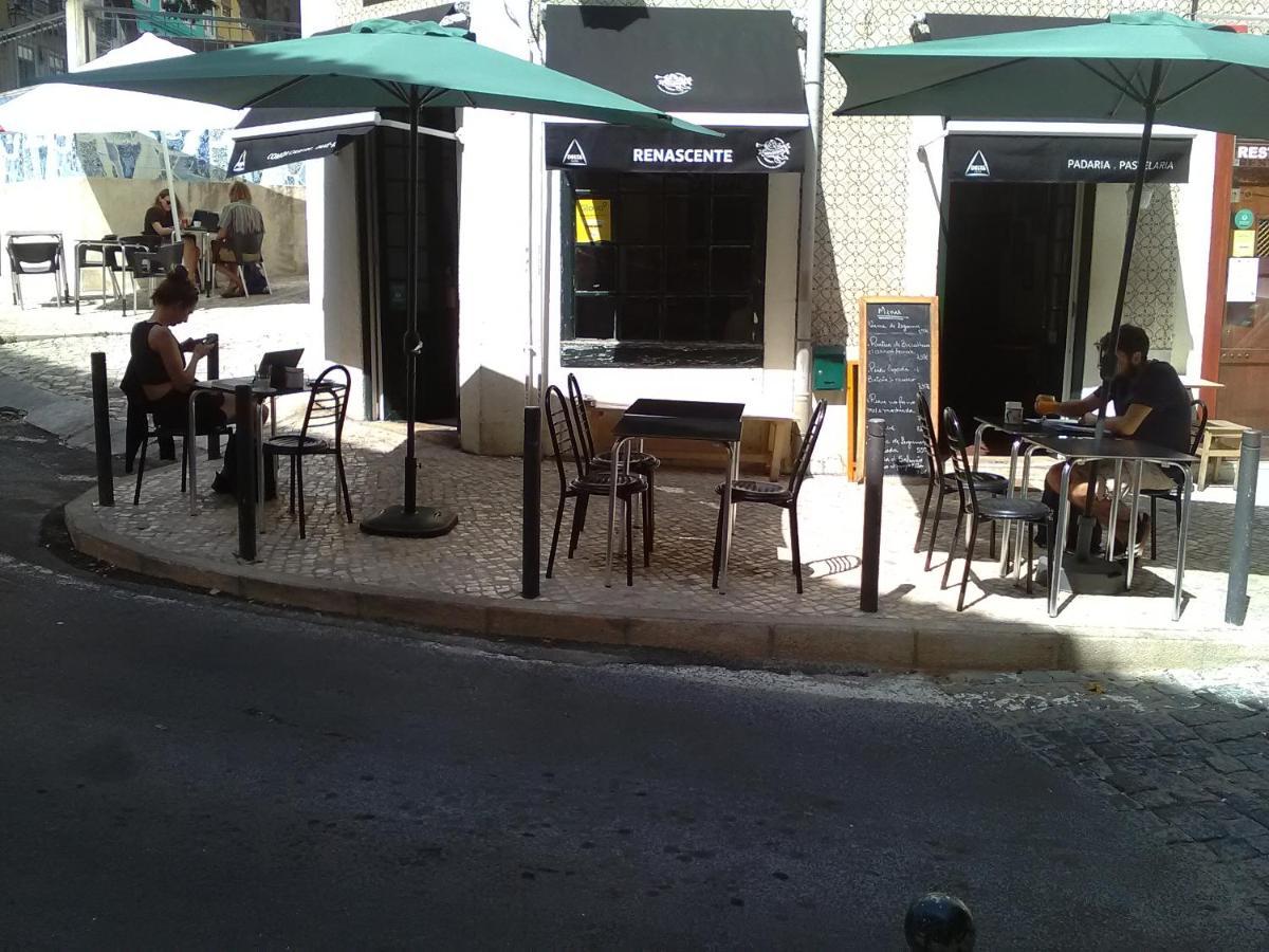 Triplex - Quarto Com W.C. Privado Lisbon Exterior photo